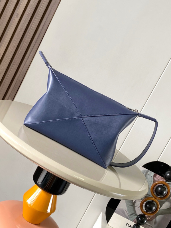 LOEWE 0857