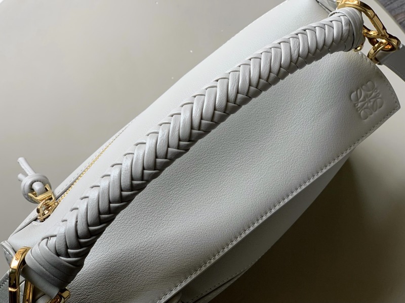 LOEWE 0852