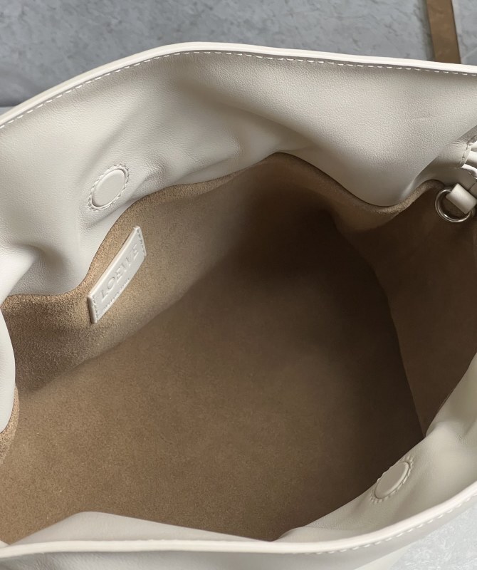 LOEWE 0674
