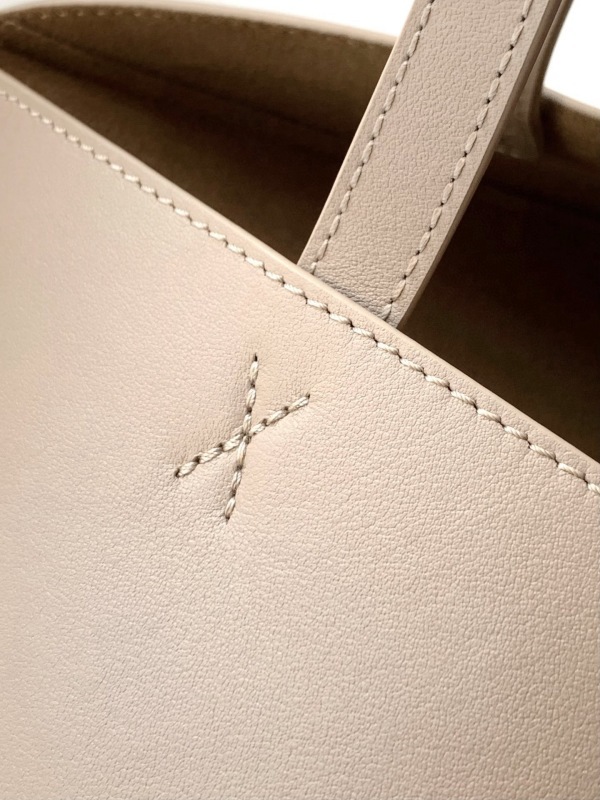 LOEWE 0851