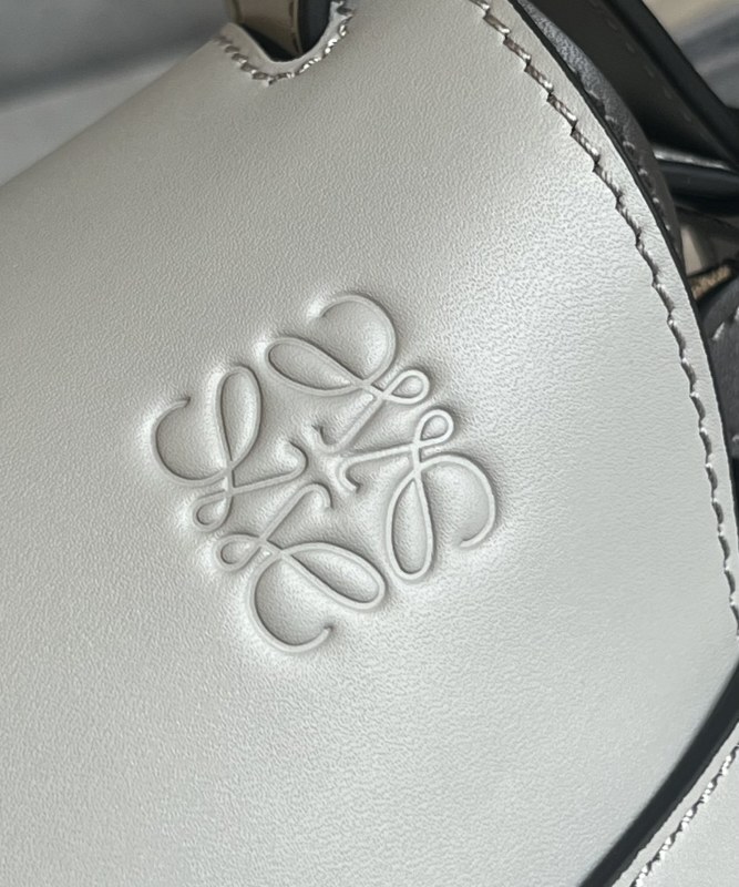 LOEWE 0712