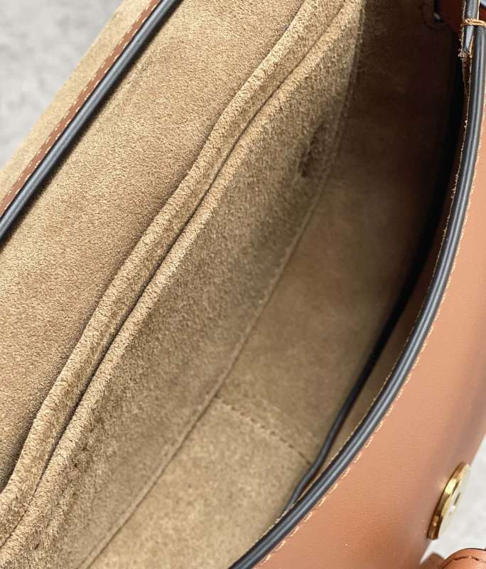 LOEWE 0704