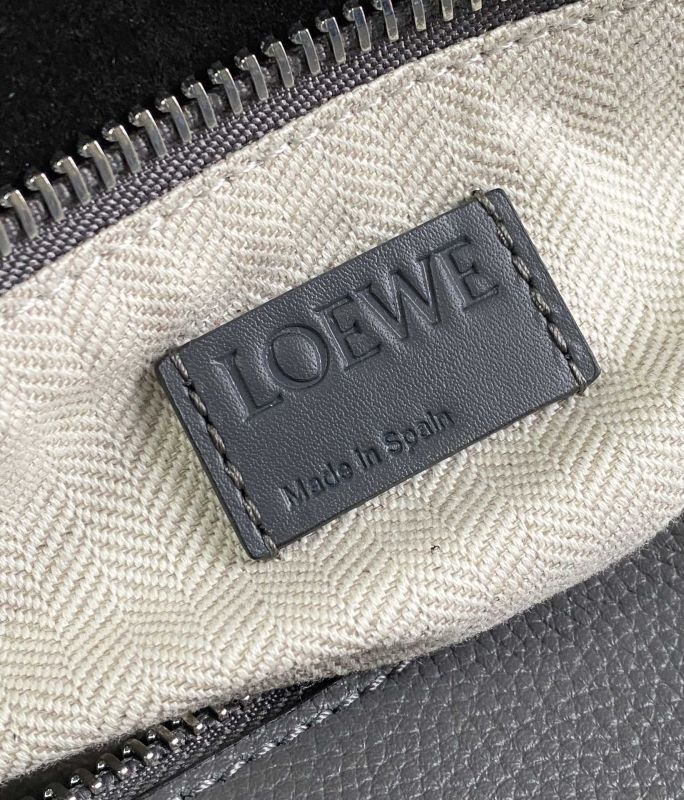 LOEWE 0749