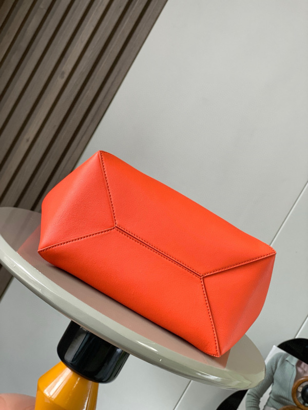 LOEWE 0841