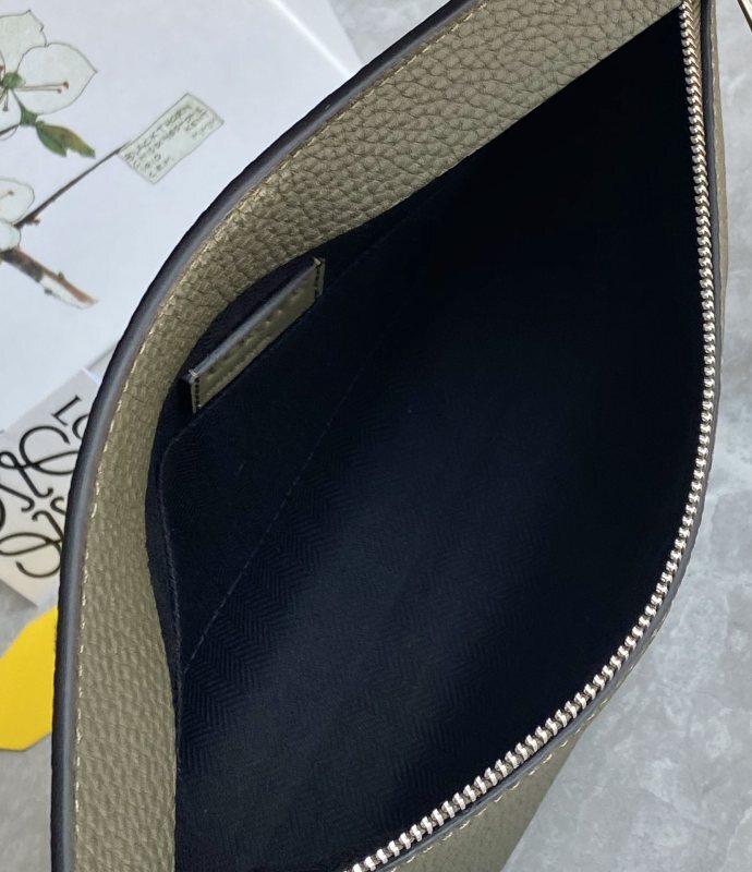 LOEWE 0829