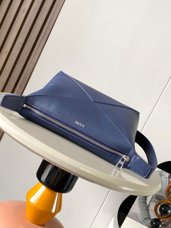 LOEWE 0857