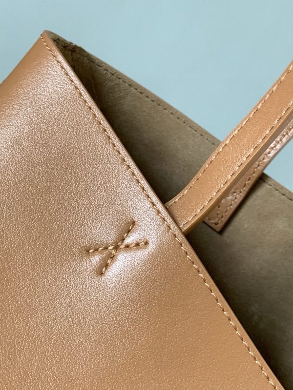 LOEWE 0836
