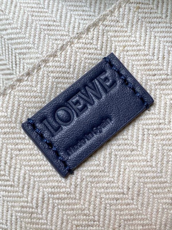 LOEWE 0857