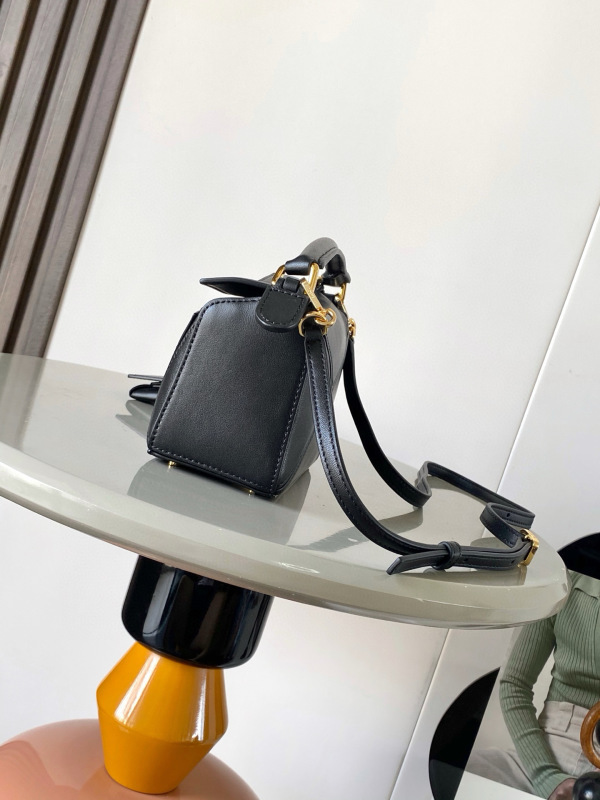 LOEWE 0156