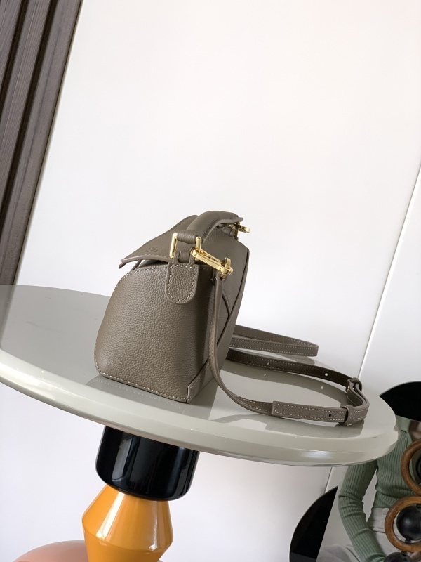 LOEWE 0435