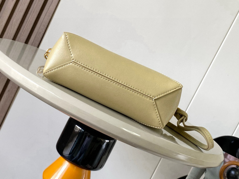 LOEWE 0445