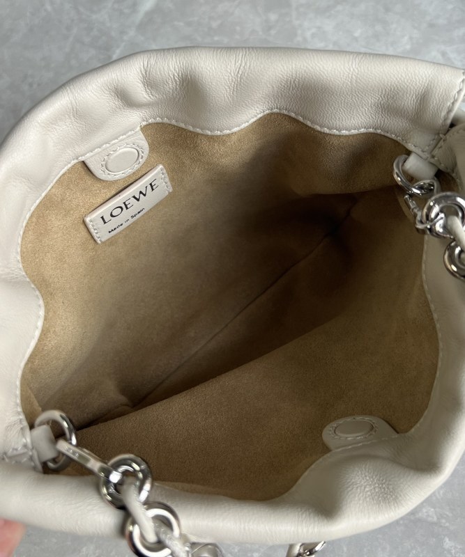 LOEWE 0008