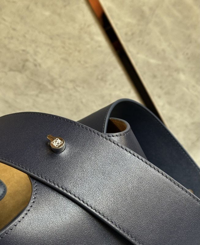 LOEWE 0026