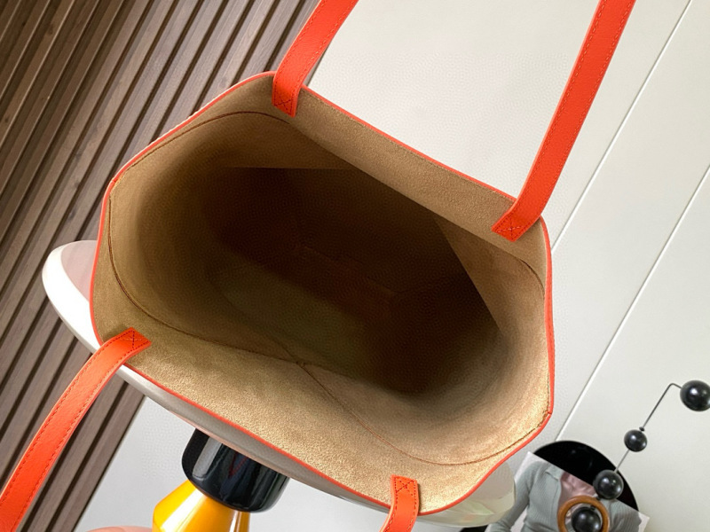 LOEWE 0841
