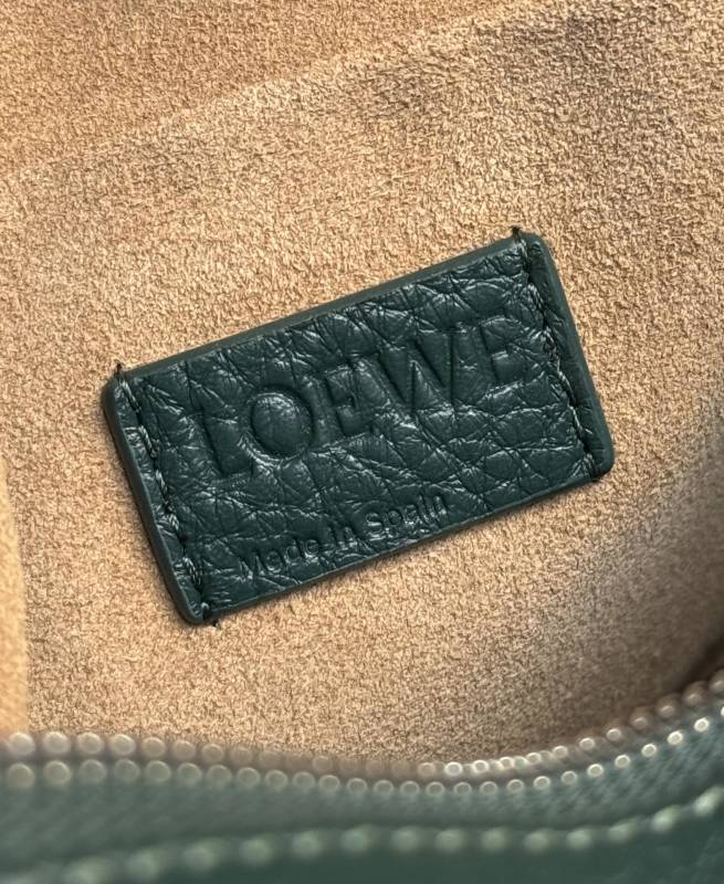 LOEWE 0823