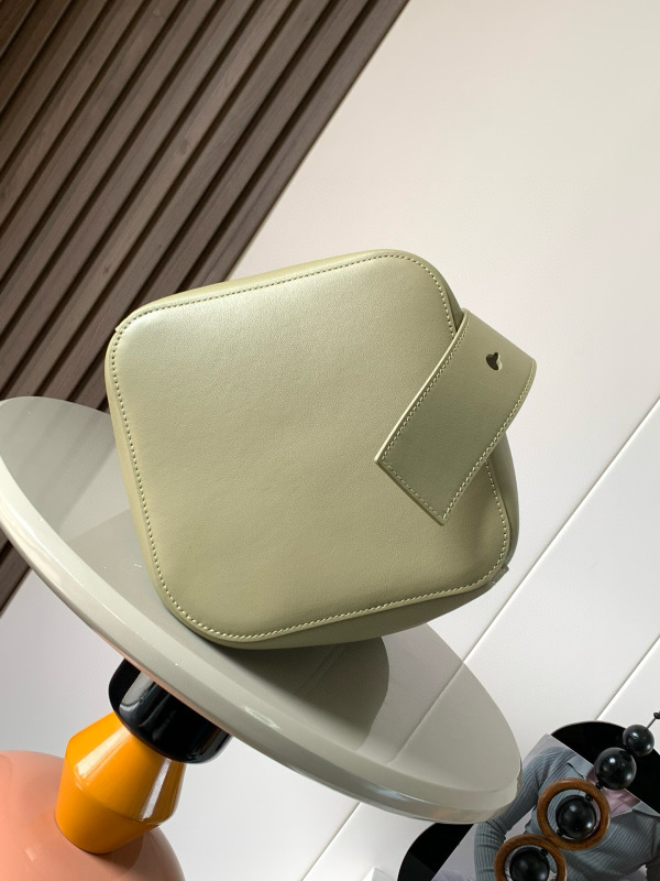 LOEWE 0916