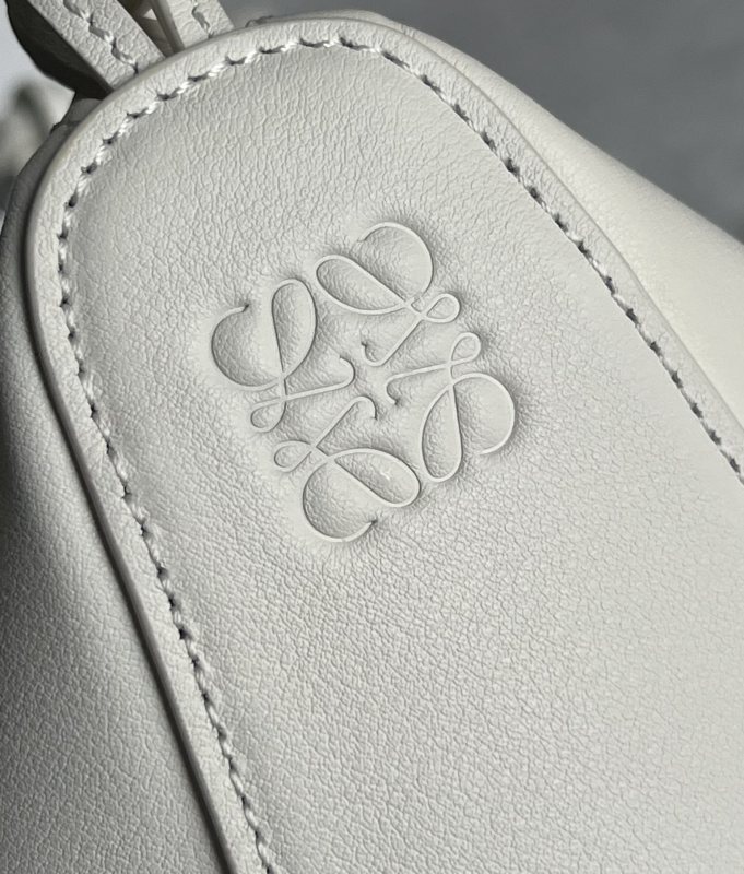 LOEWE 0106