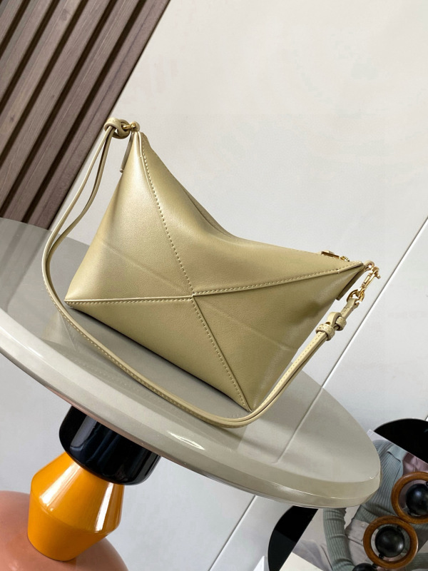 LOEWE 0445