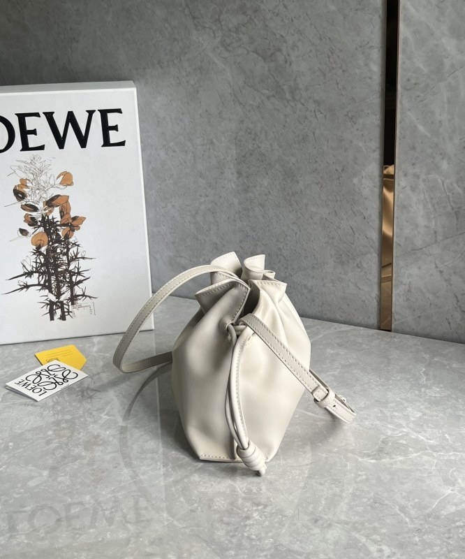 LOEWE 0675