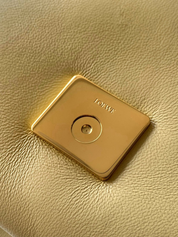 LOEWE 0452