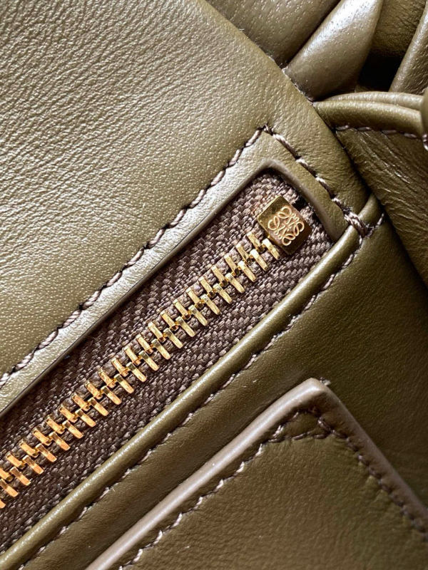 LOEWE 0453