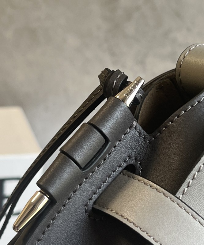 LOEWE 0712