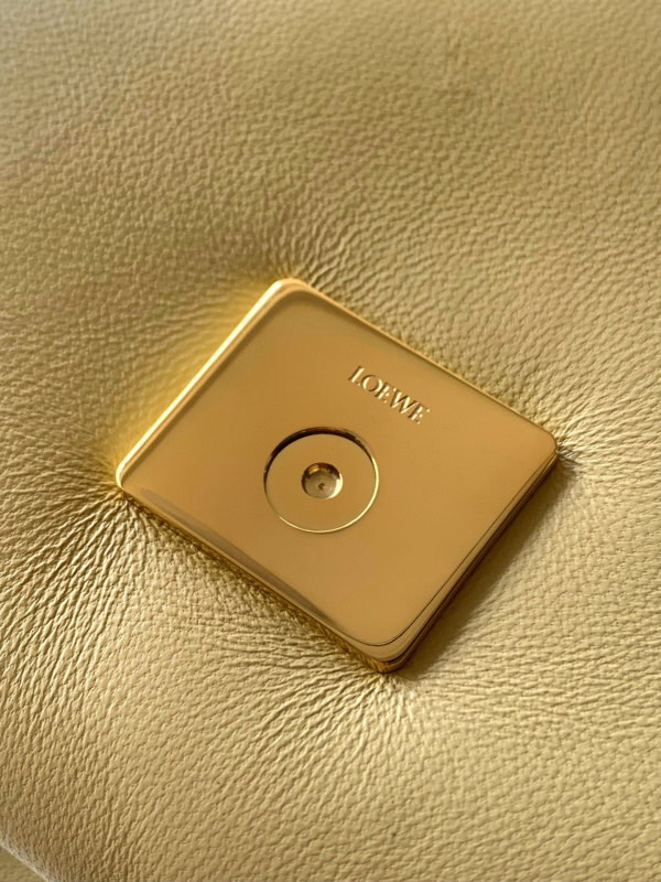 LOEWE 0384