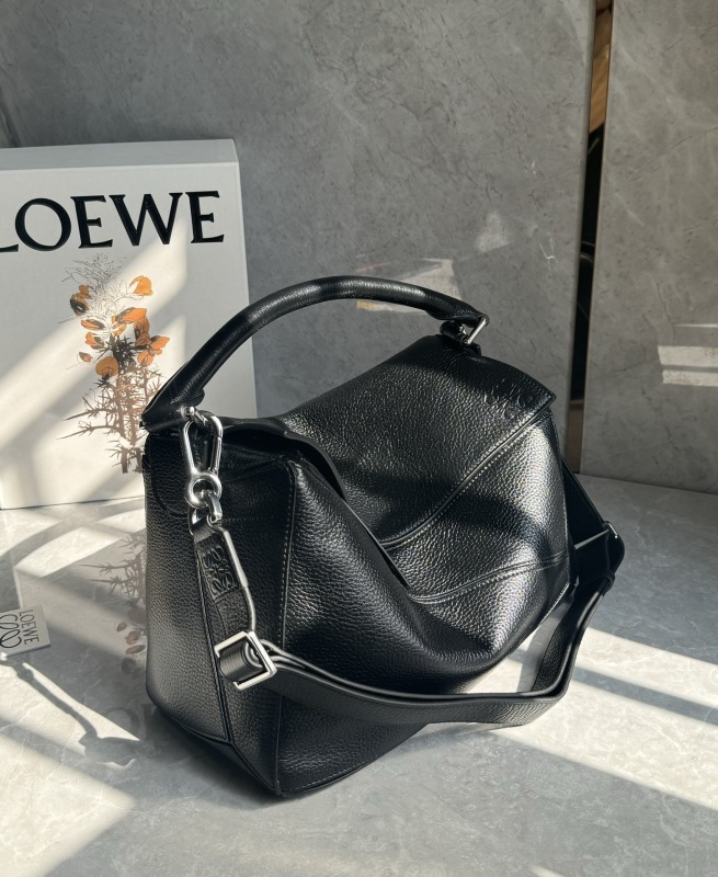 LOEWE 0817