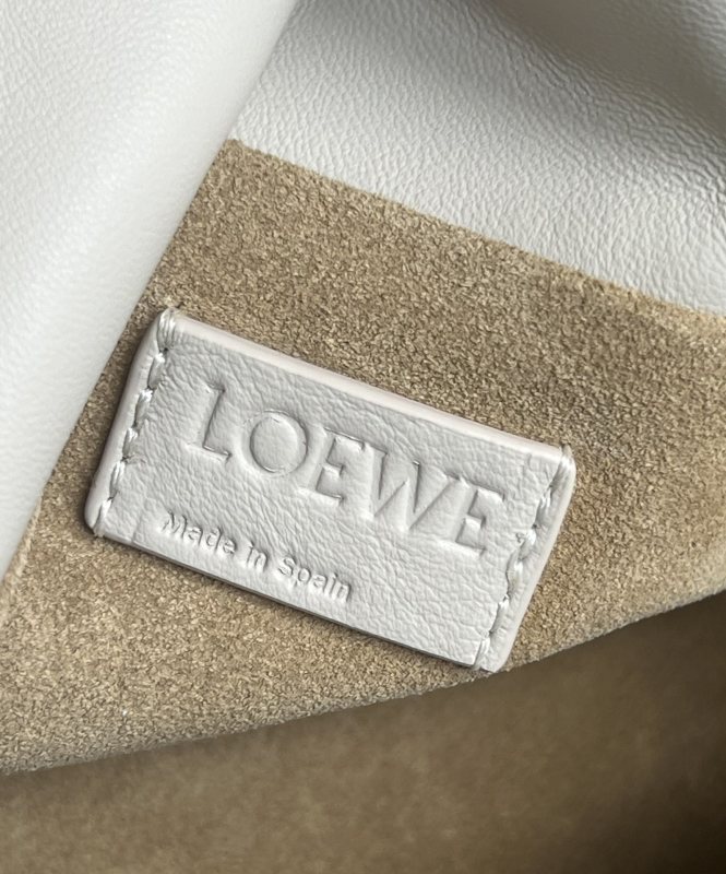 LOEWE 0675