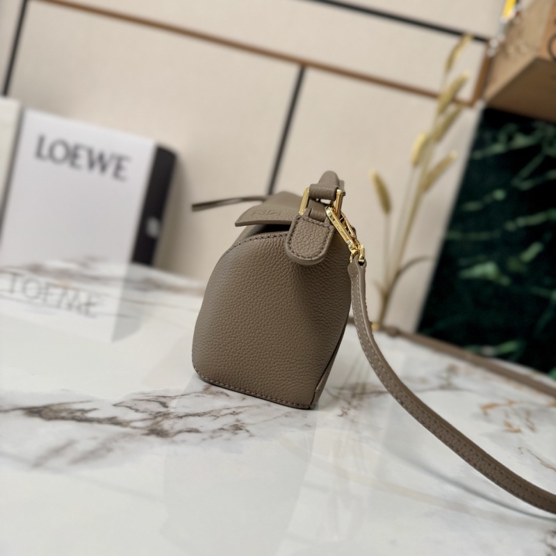 LOEWE 0553
