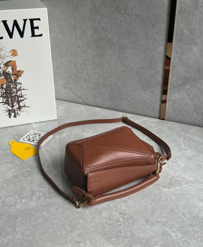 LOEWE 0243