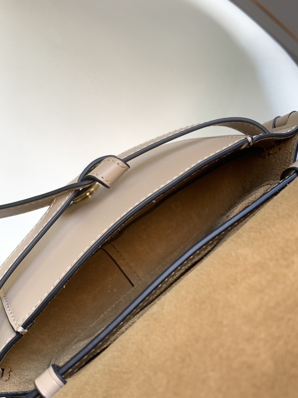 LOEWE 0421
