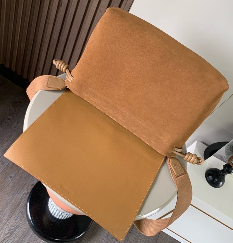 LOEWE 0896