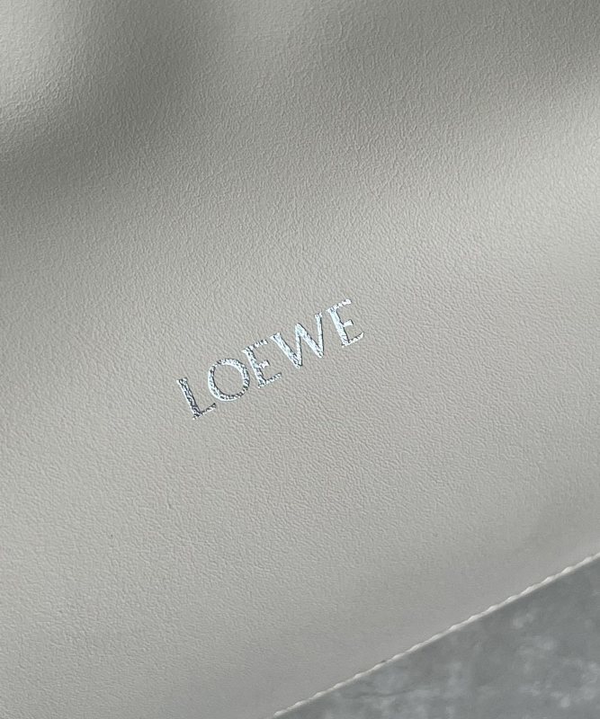 LOEWE 0674