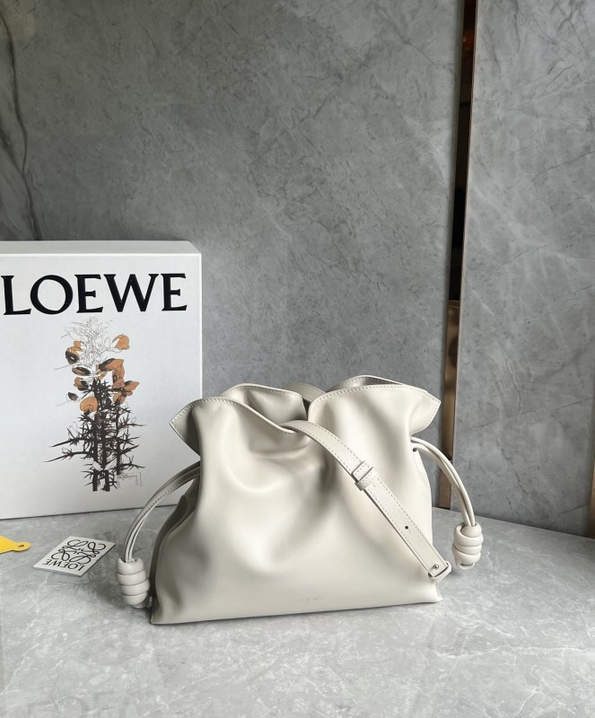 LOEWE 0674