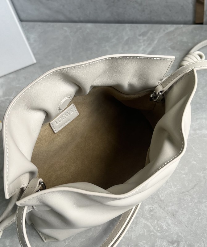 LOEWE 0675