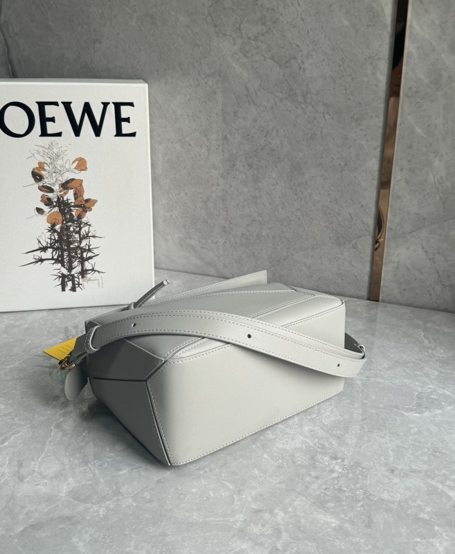 LOEWE 0801