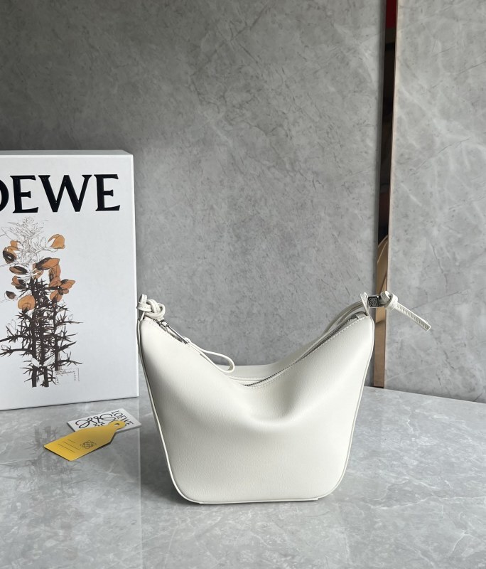 LOEWE 0106
