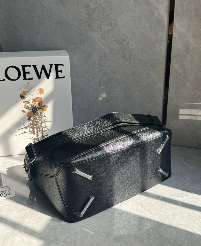 LOEWE 0817