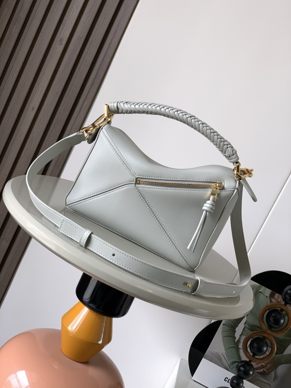 LOEWE 0852