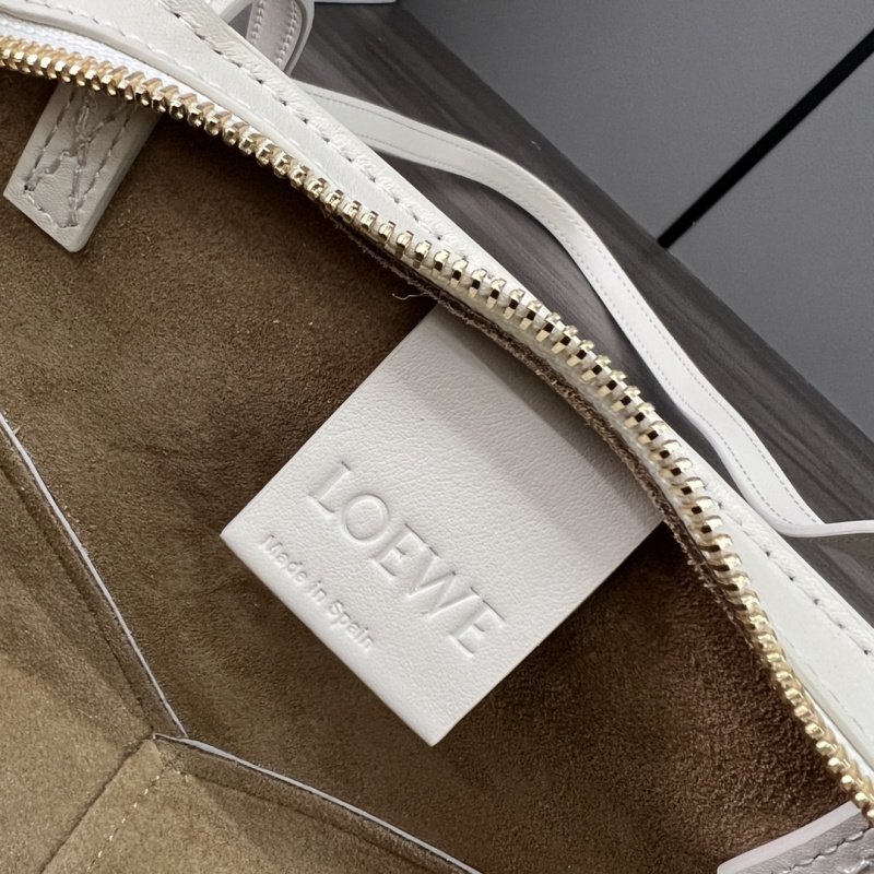 LOEWE 0592