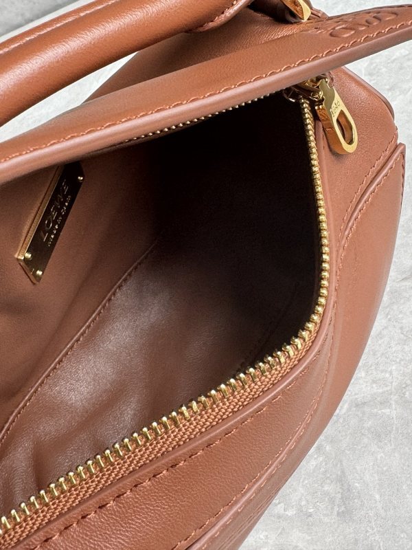 LOEWE 0243