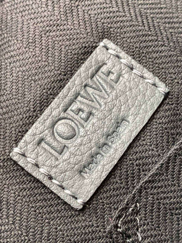 LOEWE 0152