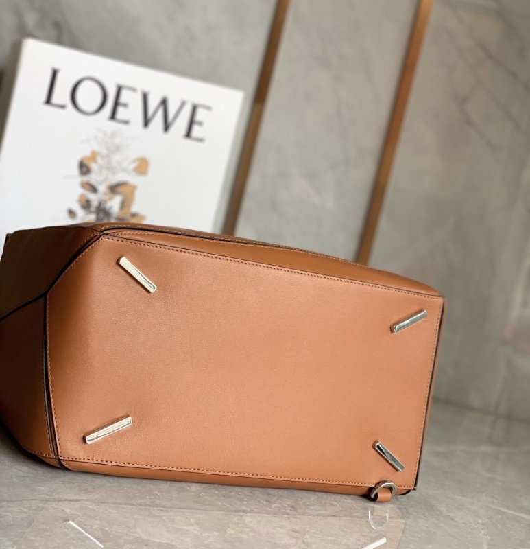 LOEWE 0748