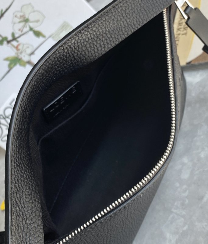 LOEWE 0828