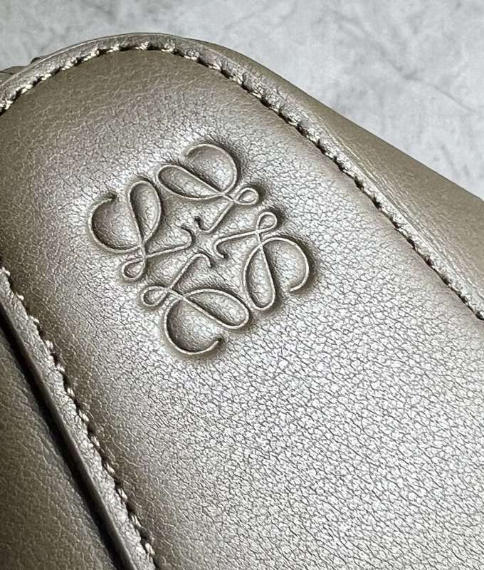 LOEWE 0100