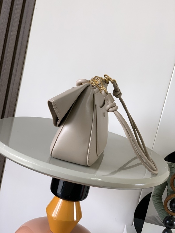 LOEWE 0392