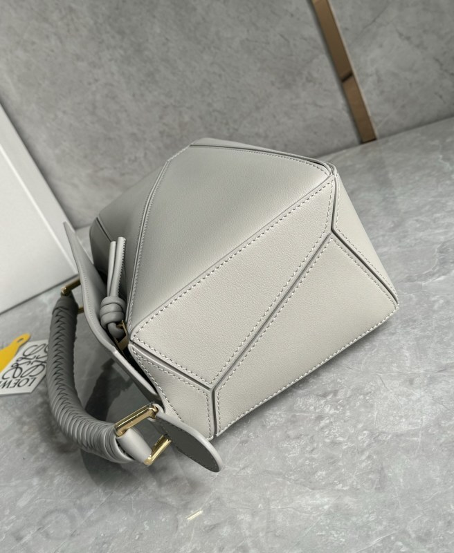 LOEWE 0801