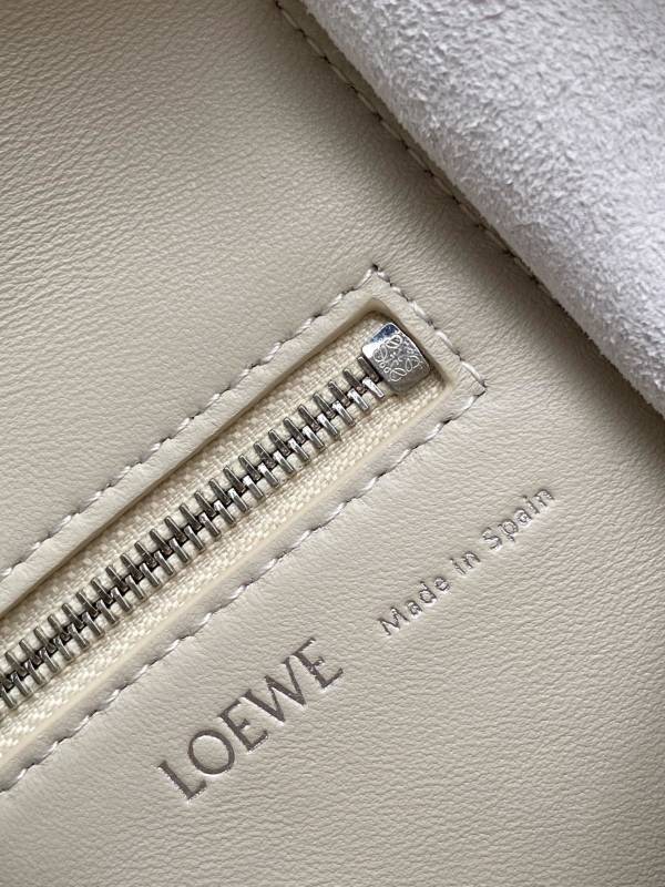 LOEWE 0276