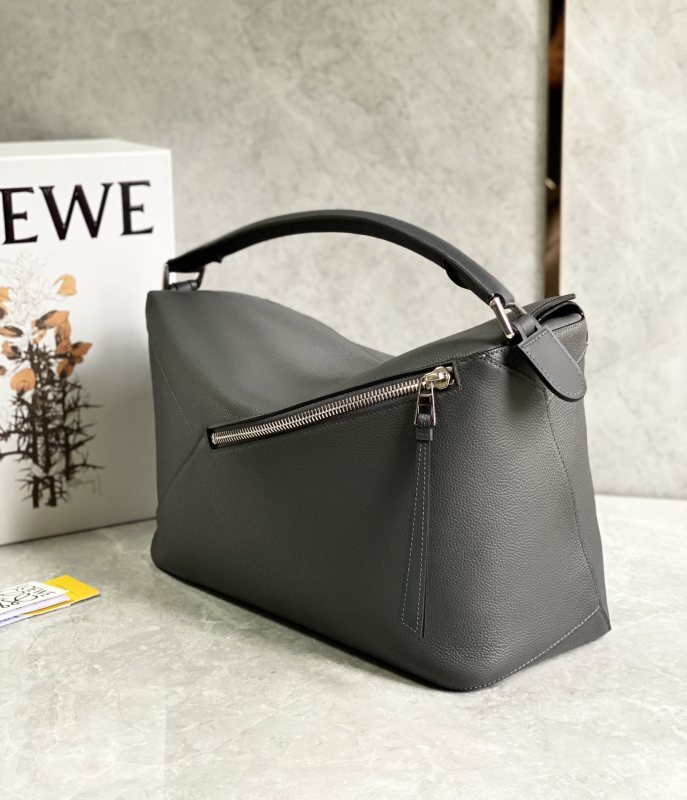 LOEWE 0749